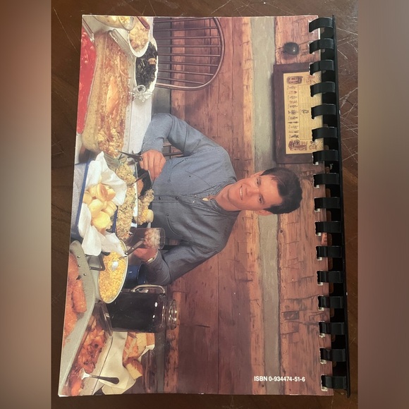 Randy Travis’ Favorite Recipes Cookbook - Picture 3 of 3
